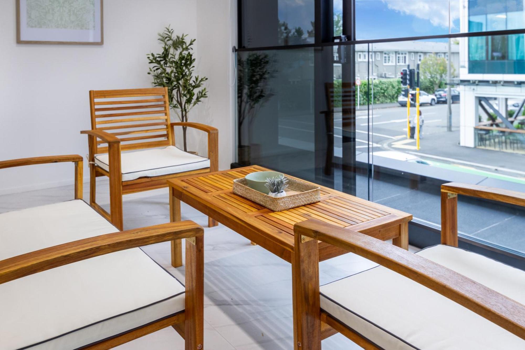 Urban Retreat: 2-Br Gem In Central Christchurch Apartment Luaran gambar