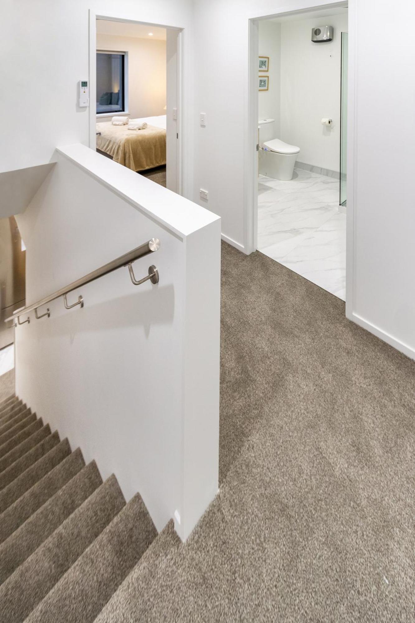 Urban Retreat: 2-Br Gem In Central Christchurch Apartment Luaran gambar